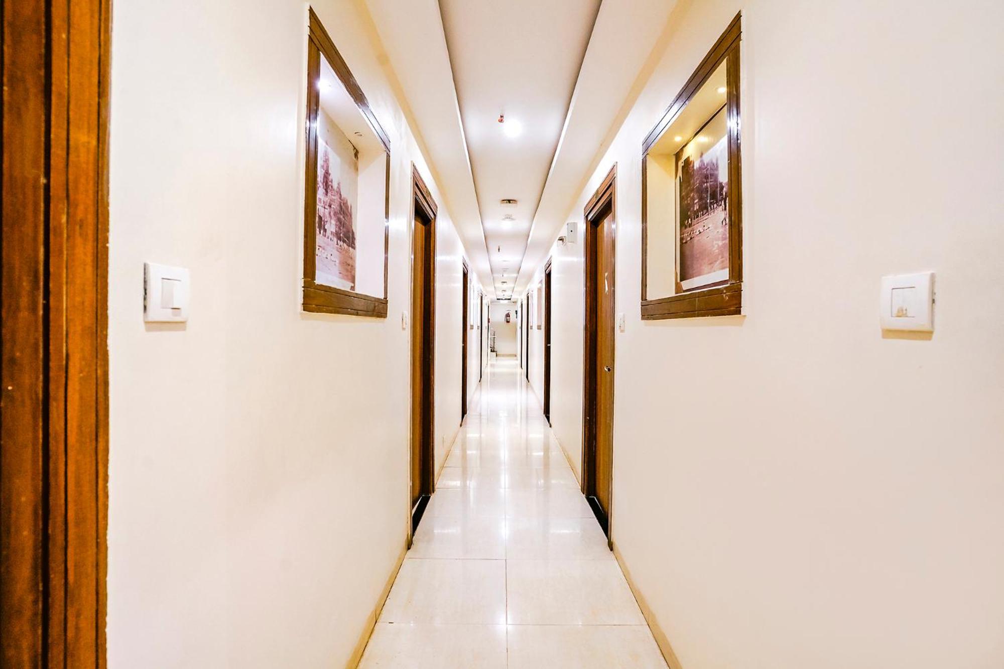 Fabhotel Amber Palace - Nr Fort & Csmt Station Bombay Exterior foto