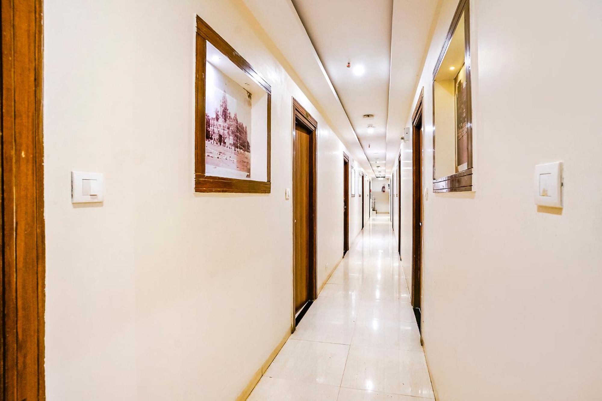 Fabhotel Amber Palace - Nr Fort & Csmt Station Bombay Exterior foto